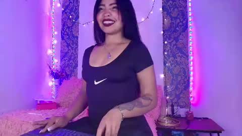 charlotte_princess_1 online show from June 22, 5:37 am