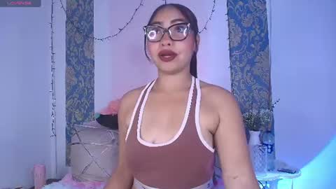 charlotte_princess_1 online show from July 31, 4:23 am