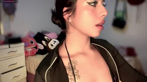 Charlotte online show from November 10, 12:31 am