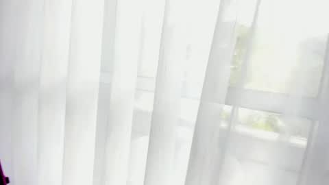 Yuli online show from April 24, 5:37 pm