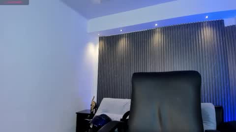 Charlotte  Everyday From 0700 to 1300 Col Time online show from December 1, 12:43 pm