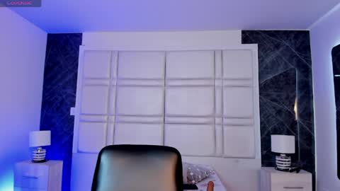 Snapshot of charlotte_whitee1 chatting on June 3, 11:57 am Charlotte Everyday From 0700 to 1300 Col Time online show from June 3, 11:57 am
