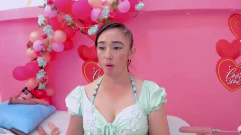 Snapshot of charlotte_x1 chatting on September 15, 6:08 pm Charlotte online show from September 15, 6:08 pm