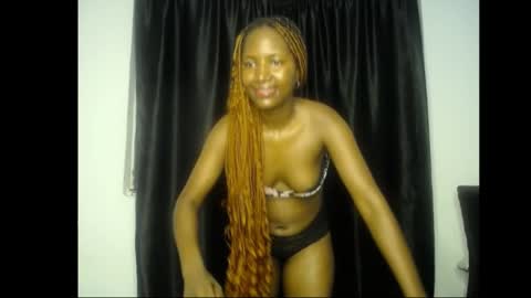 Snapshot of charlottebaby8 chatting on May 29, 5:27 am charlotte online show from May 29, 5:27 am