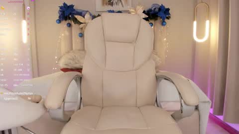 Charlotte online show from December 24, 1:39 pm