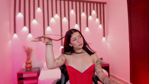 Charlottee online show from April 19, 2:11 am