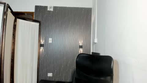 charlotteking8 online show from March 17, 12:19 pm