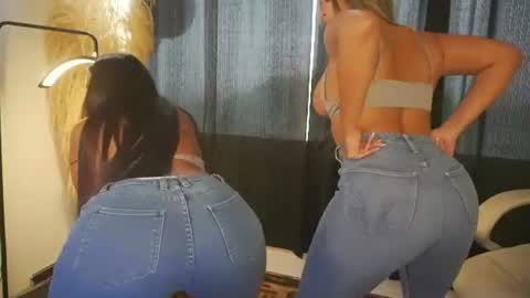 Snapshot of charlottekiss21 chatting on July 18, 8:45 pm Charlottekiss online show from July 18, 8:45 pm