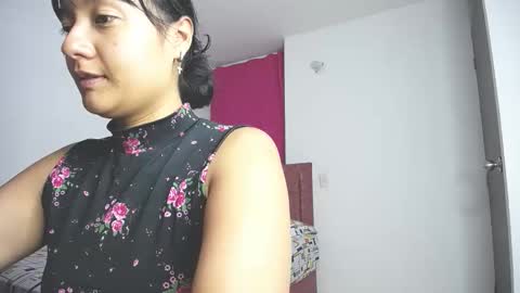 Snapshot of charlottekiss99 chatting on January 10, 7:54 am charlottekiss99 online show from January 10, 7:54 am