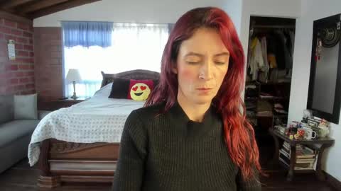 Snapshot of charlottewillson chatting on October 13, 9:37 pm Charlotte online show from October 13, 9:37 pm