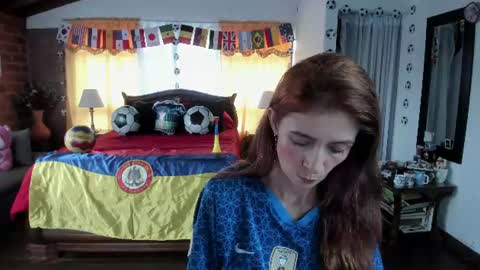 Snapshot of charlottewillson chatting on June 13, 10:08 pm Charlotte online show from June 13, 10:08 pm