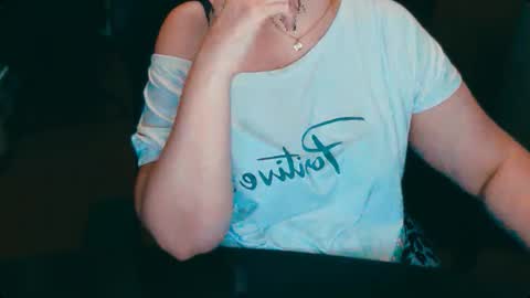 CharlotteXTasty online show from November 7, 11:32 am