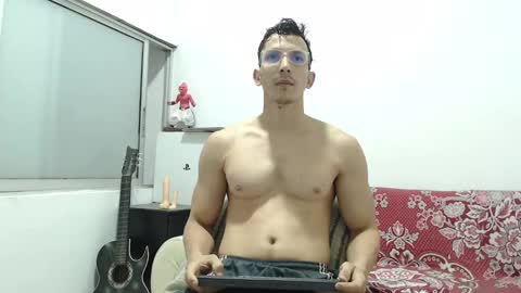   online show from January 12, 3:17 pm