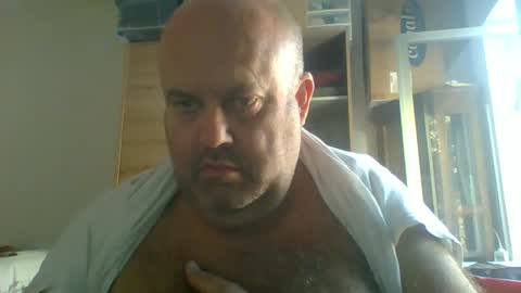 Snapshot of charlypalgar chatting on September 30, 9:25 am charly online show from September 30, 9:25 am