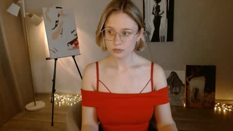 Michelle  online show from September 22, 7:54 am