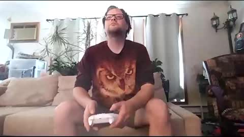 Snapshot of charmingatom chatting on January 17, 8:11 pm charmingatom online show from January 17, 8:11 pm