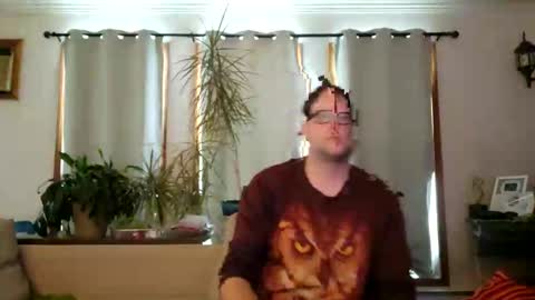 Snapshot of charmingatom chatting on December 19, 6:37 pm charmingatom online show from December 19, 6:37 pm