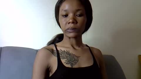 charmingdime online show from November 17, 6:41 am