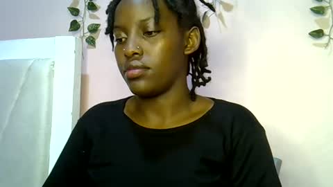 Snapshot of charmingdime chatting on July 11, 2:47 am charmingdime online show from July 11, 2:47 am