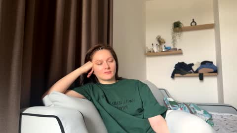 katie online show from February 16, 8:43 am