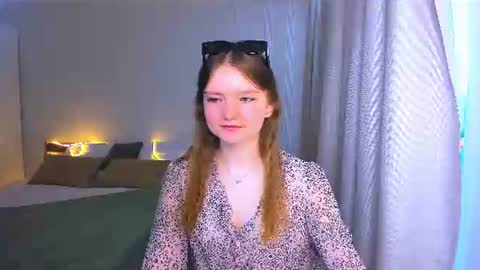 Snapshot of charminglookeva chatting on June 11, 4:21 am Im Eva online show from June 11, 4:21 am