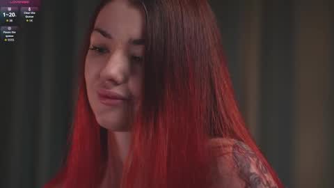 Snapshot of charmings_054 chatting on February 27, 4:40 pm Belle and Miley online show from February 27, 4:40 pm