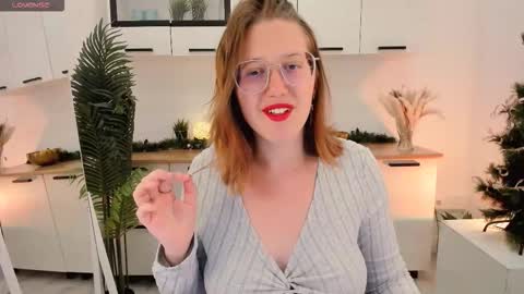 Grace online show from December 18, 10:43 am