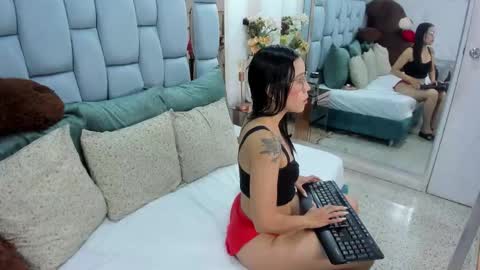 Charol  online show from February 16, 12:45 pm