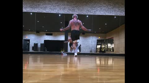 Chase2Attract online show from April 7, 10:09 pm