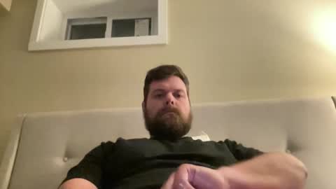 Snapshot of chasewest89 chatting on November 30, 3:32 am chasewest89 online show from November 30, 3:32 am