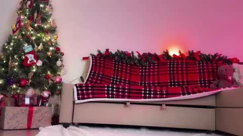 Snapshot of chasmic chatting on January 7, 5:12 am JASMINE usually going live about 2 am UTC online show from January 7, 5:12 am