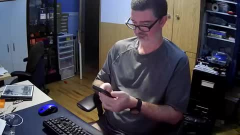 wanaBeYourToy online show from December 5, 11:19 am