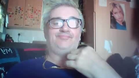 chatboxlee online show from July 20, 12:51 pm