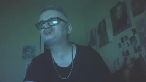 lee online show from October 4, 1:25 am