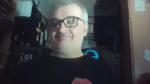 lee online show from May 22, 10:59 pm