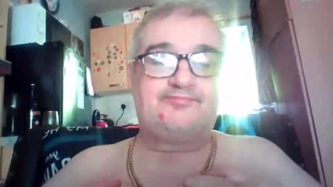 lee online show from May 24, 3:39 pm