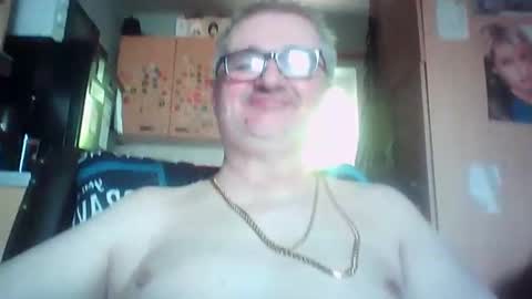 lee online show from May 25, 2:45 pm