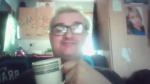 lee online show from May 31, 1:07 pm