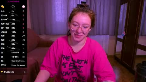 Snapshot of chatur_fun chatting on November 12, 4:02 am chatur_fun online show from November 12, 4:02 am