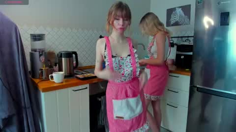 Snapshot of chatur_lady_ chatting on May 10, 6:07 am Betty online show from May 10, 6:07 am