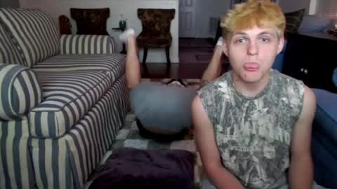 Snapshot of chaturcrash chatting on July 20, 2:48 am Crash Monroe online show from July 20, 2:48 am