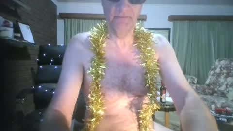 Snapshot of chaturdell9359 chatting on December 22, 1:44 pm We Chat online show from December 22, 1:44 pm