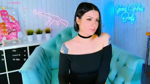Snapshot of chaturkaterina chatting on May 17, 3:04 am Miss Harmony online show from May 17, 3:04 am