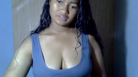 Snapshot of chechick_sahu chatting on September 16, 6:58 am Angel online show from September 16, 6:58 am