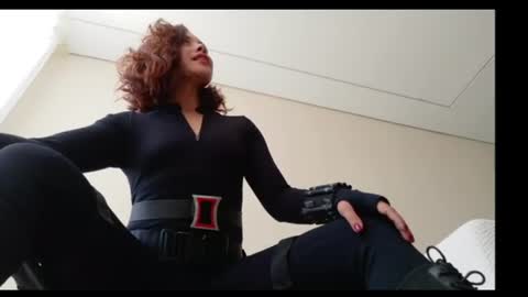 Snapshot of cheek_chic12 chatting on June 11, 8:51 pm Regina Phalange online show from June 11, 8:51 pm