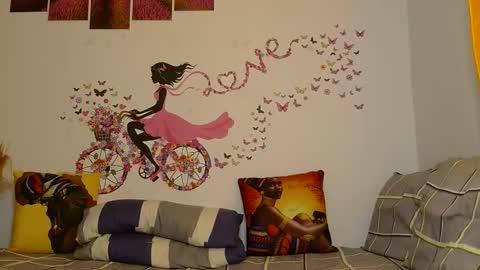 Snapshot of cheeky_angels chatting on January 12, 5:56 am Cheeky online show from January 12, 5:56 am