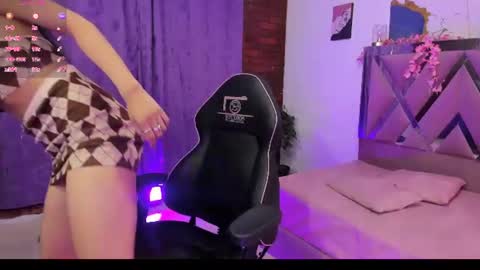 Snapshot of cheerry_tay1 chatting on July 11, 8:22 pm CHERRY online show from July 11, 8:22 pm