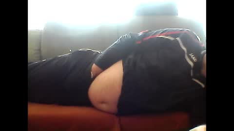 Snapshot of cheesy4444 chatting on February 23, 10:39 am Tom online show from February 23, 10:39 am