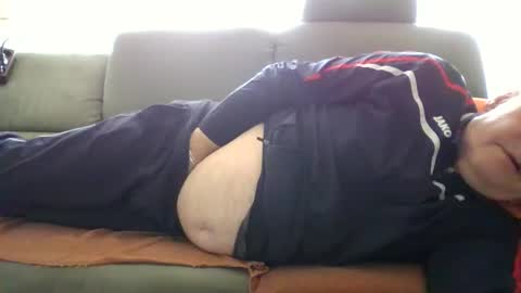 Snapshot of cheesy4444 chatting on October 12, 10:25 am Tom online show from October 12, 10:25 am