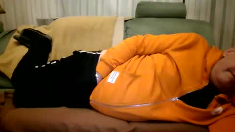 Tom online show from February 18, 12:17 am